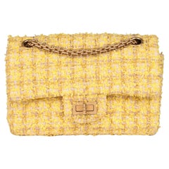 CHANEL Sac à double rabat en tweed jaune canari 224 2.55 réédition