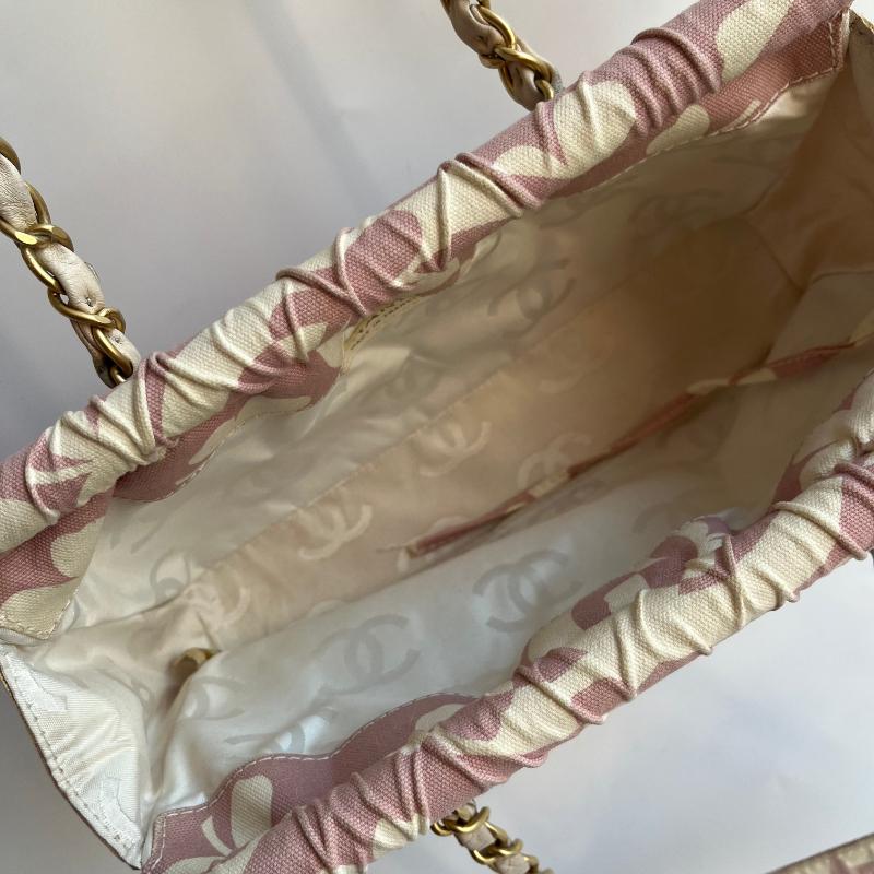 Chanel Canvas Clover Print Pink and White Frame Bag with Pouch 2004 For Sale 3