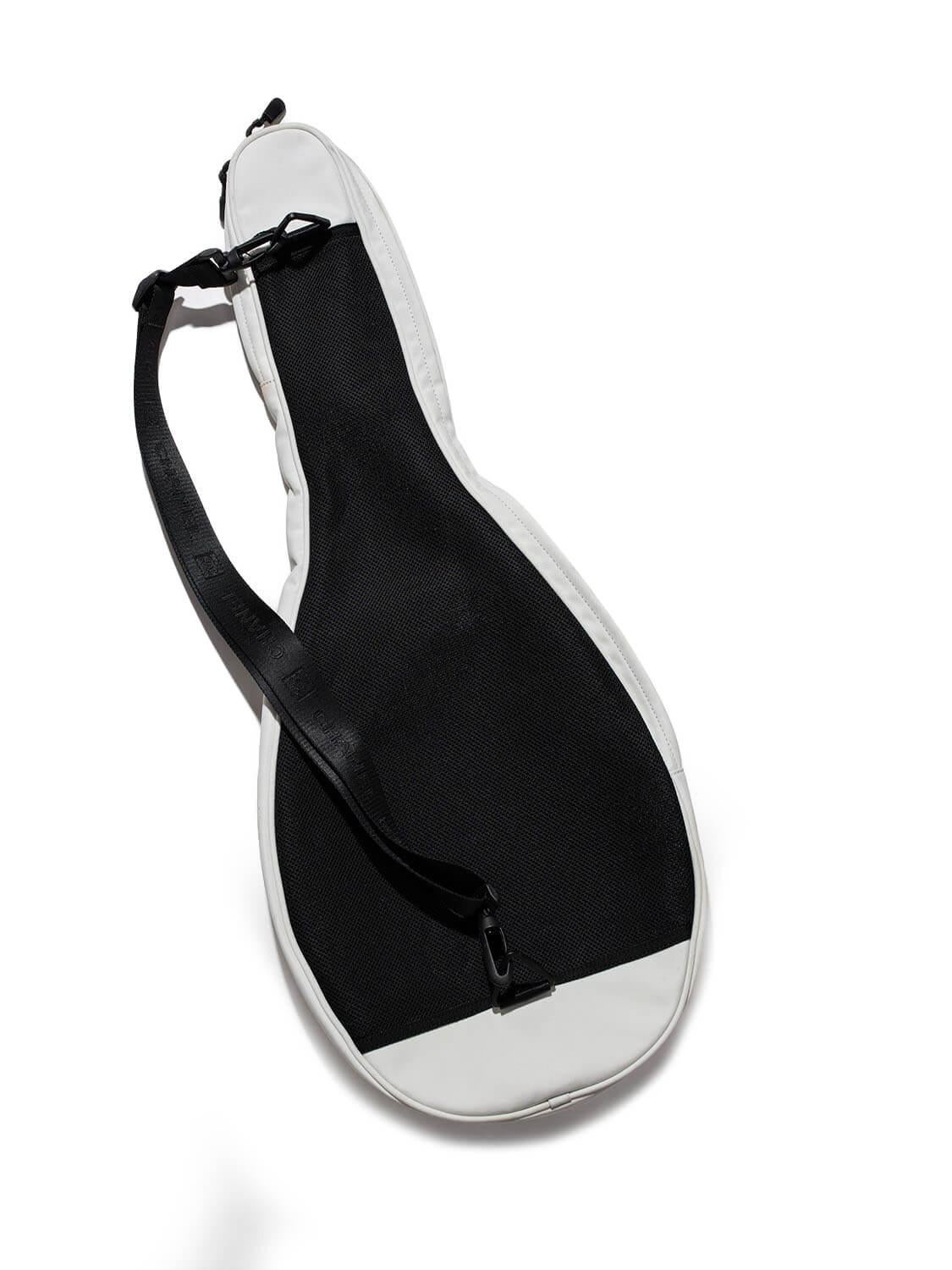 Chanel Canvas Tennisschlägerbezug Weiße schwarze Nylontasche für Damen oder Herren im Angebot