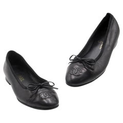 Chanel - Chaussures de ballet 36 en cuir CC-0203N-0005 avec capuchon CC