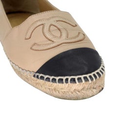 Chanel Cap Toe Large 38 Monogram Leather CC Espadrille Flats CC-0921N-0005