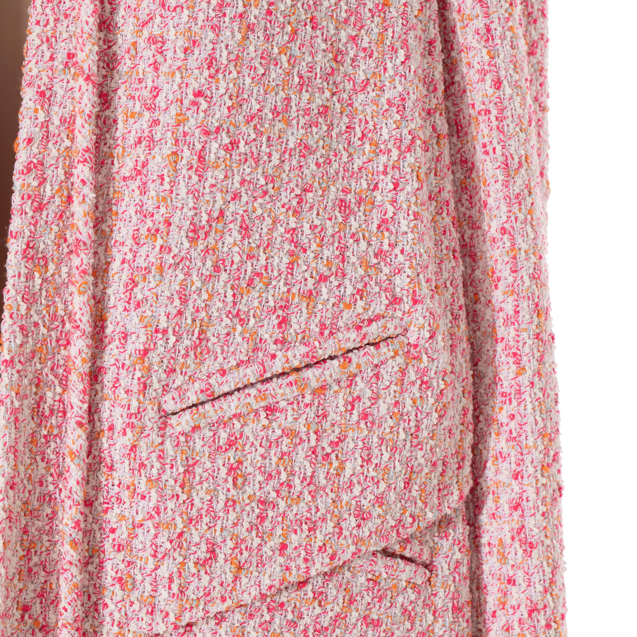 Chanel Cape/Jacket Pink Tweed 40 FR For Sale 2