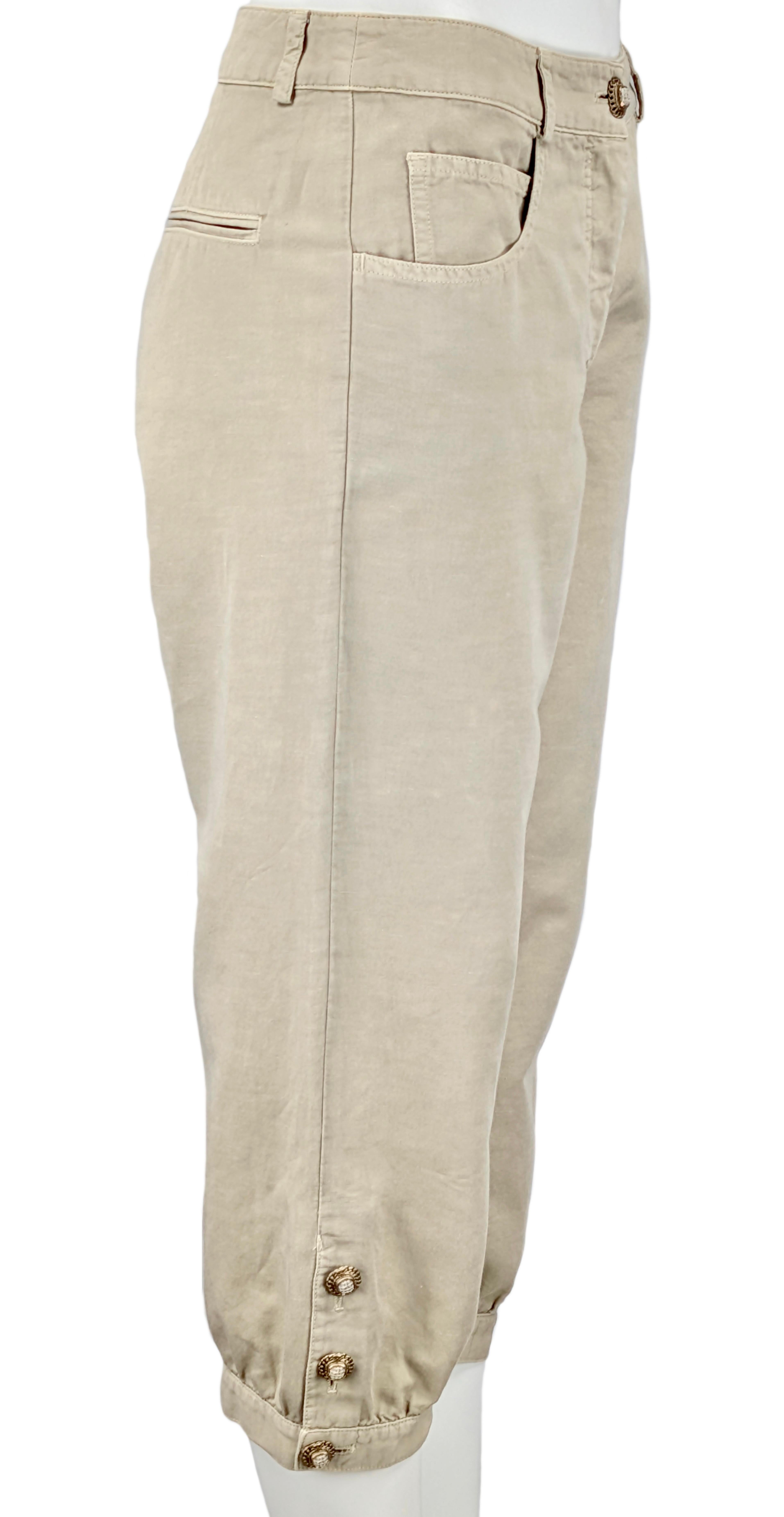 Women's or Men's CHANEL Capri pants For Sale