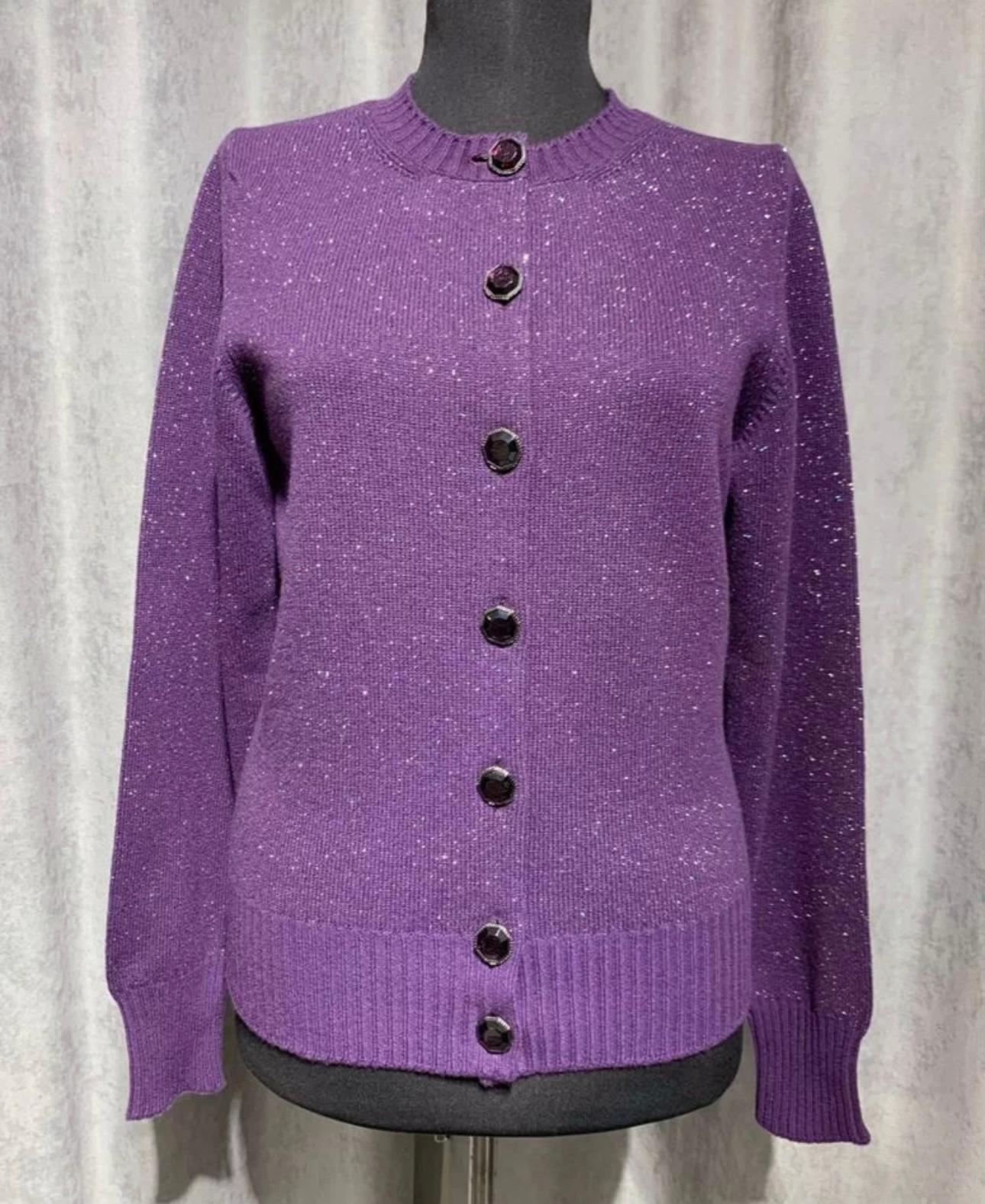 Chanel Cara Delevingne Style Runway Cashmere Cardigan 34 FR In Excellent Condition In Dubai, AE