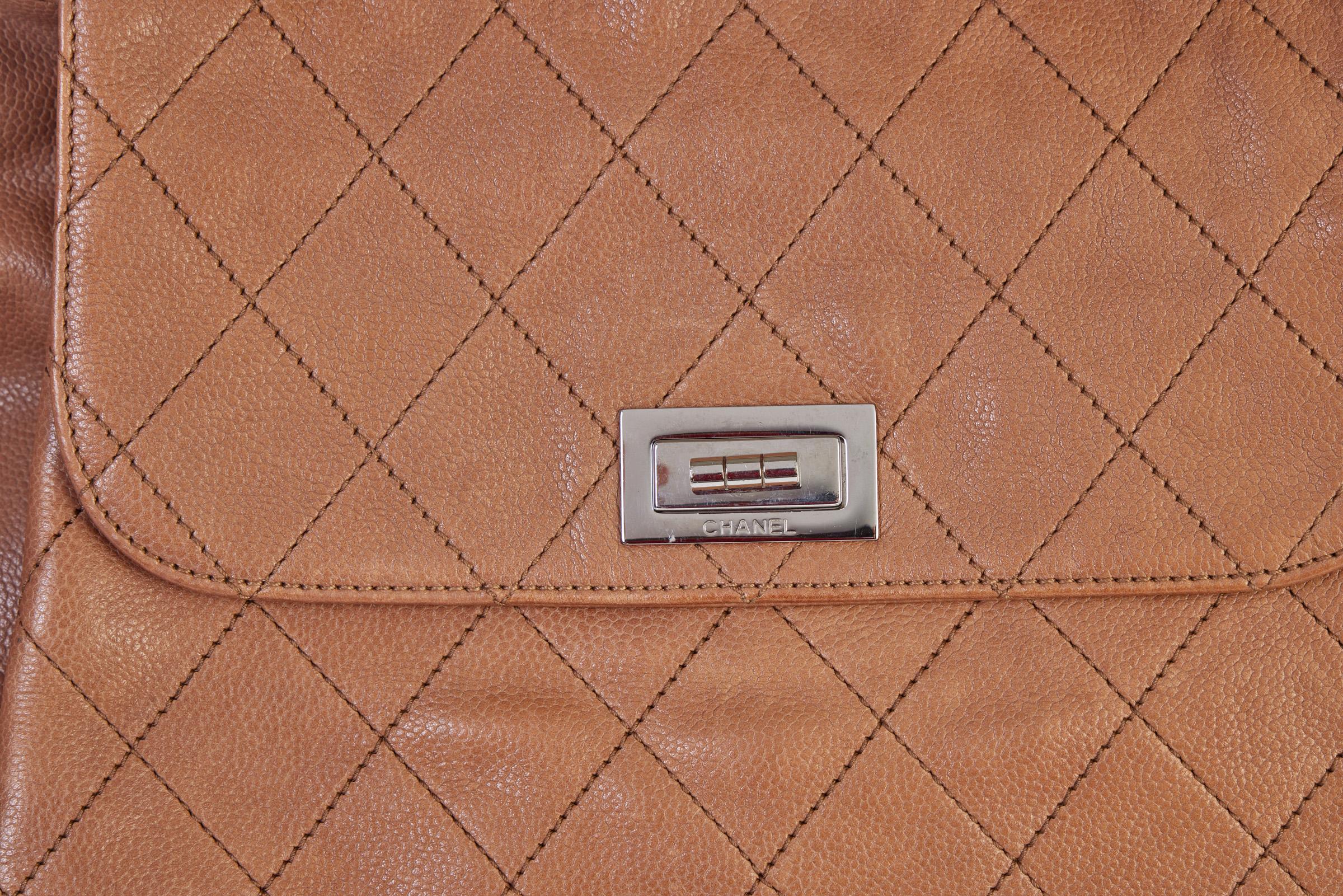 Chanel Caramel Flat Quilted Shoulder Bag In Good Condition For Sale In West Hollywood, CA