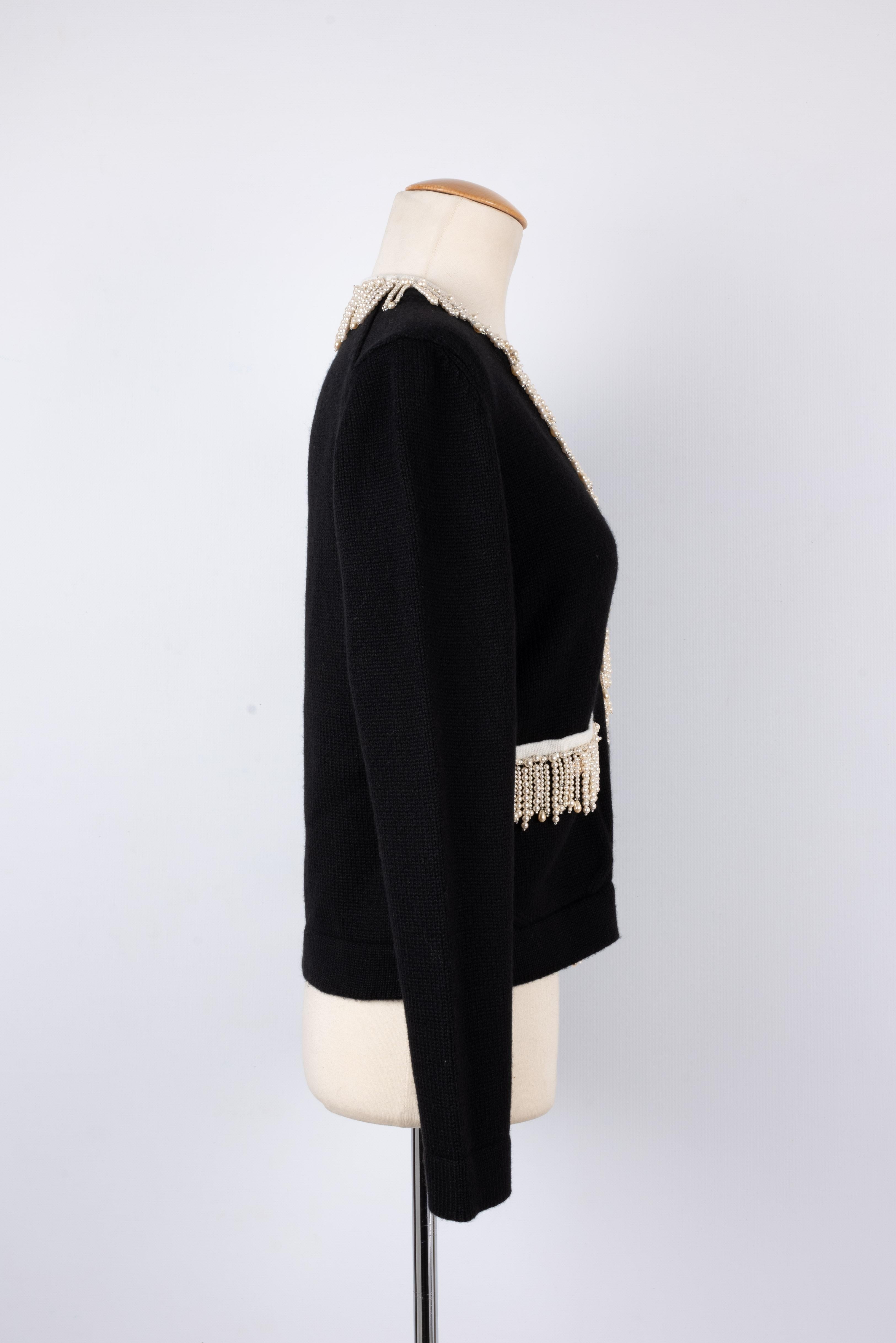 Chanel cardigan Fall 2021 In New Condition In SAINT-OUEN-SUR-SEINE, FR