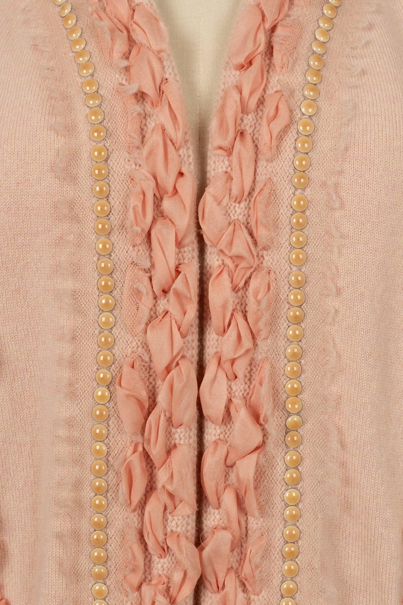 Chanel Cardigan in Pink Cashmere Enhanced with Ribbons, Pearls For Sale 2