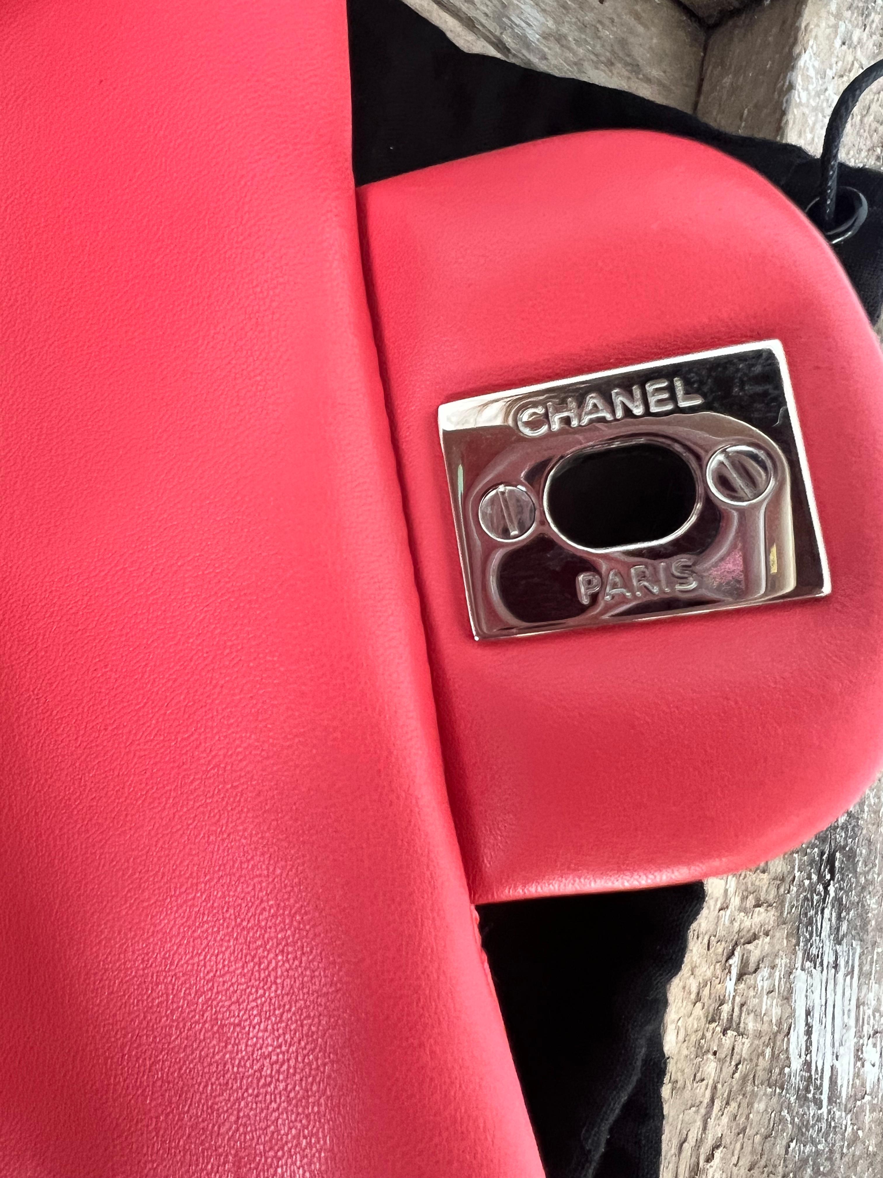 Chanel Carol patent Leather Mini Flap  In Good Condition For Sale In Toronto, CA