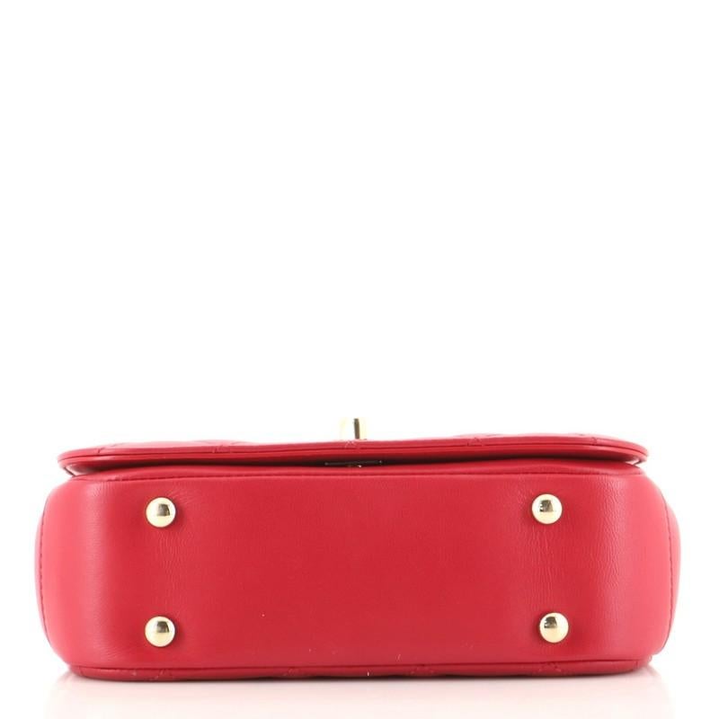 Chanel Carry Chic Klappentasche aus gestepptem Lammfell Mini für Damen oder Herren