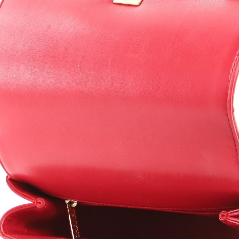 Chanel Carry Chic Klappentasche aus gestepptem Lammfell Mini 2