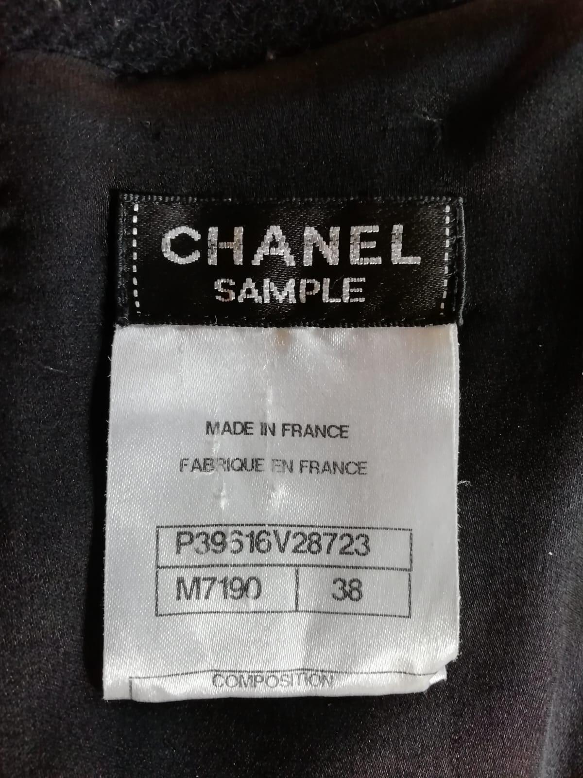 Chanel cashmere and silk dress FR 38 F/W 2010 For Sale 10