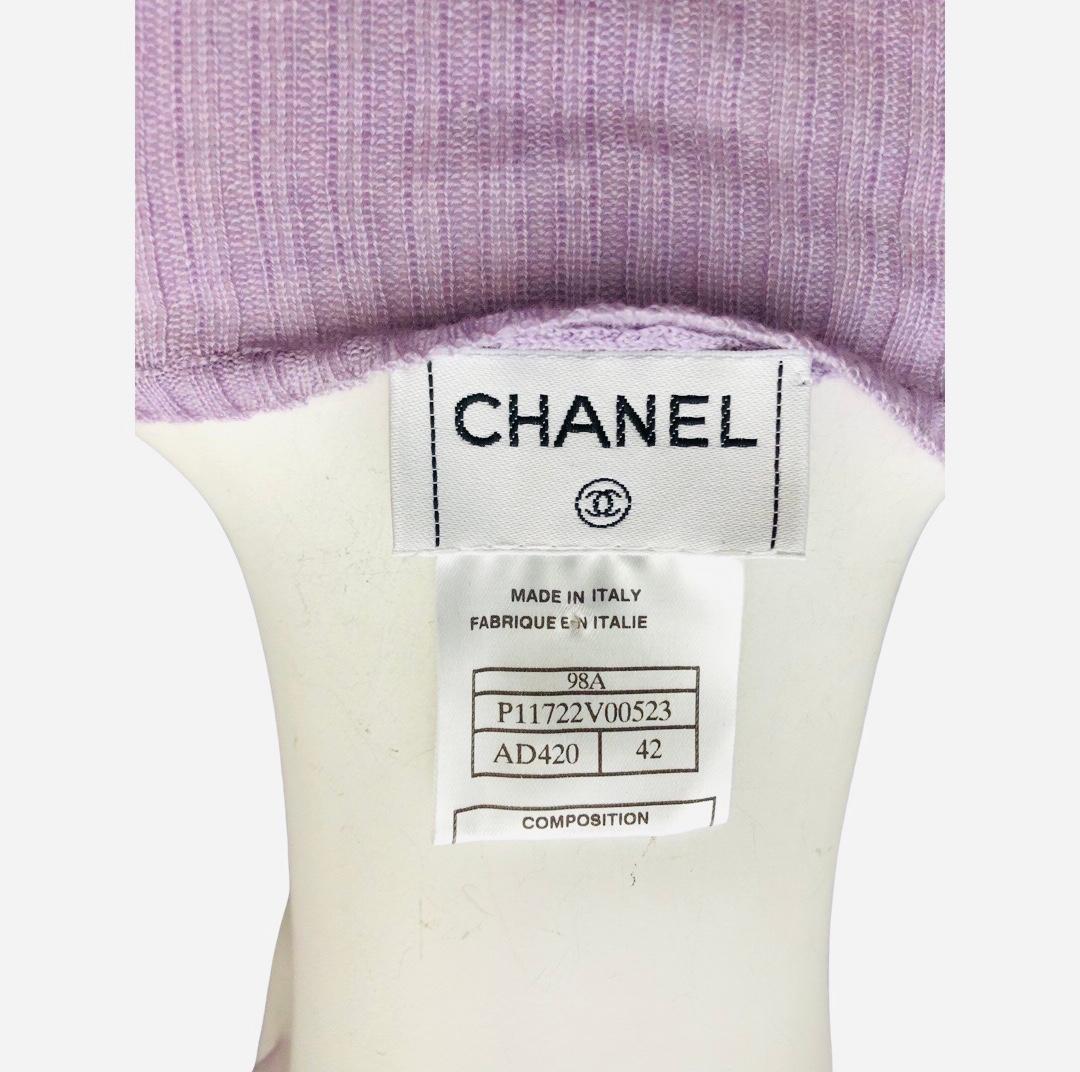 Chanel purple silk and cashmere short sleeves top In Excellent Condition For Sale In Sheung Wan, HK
