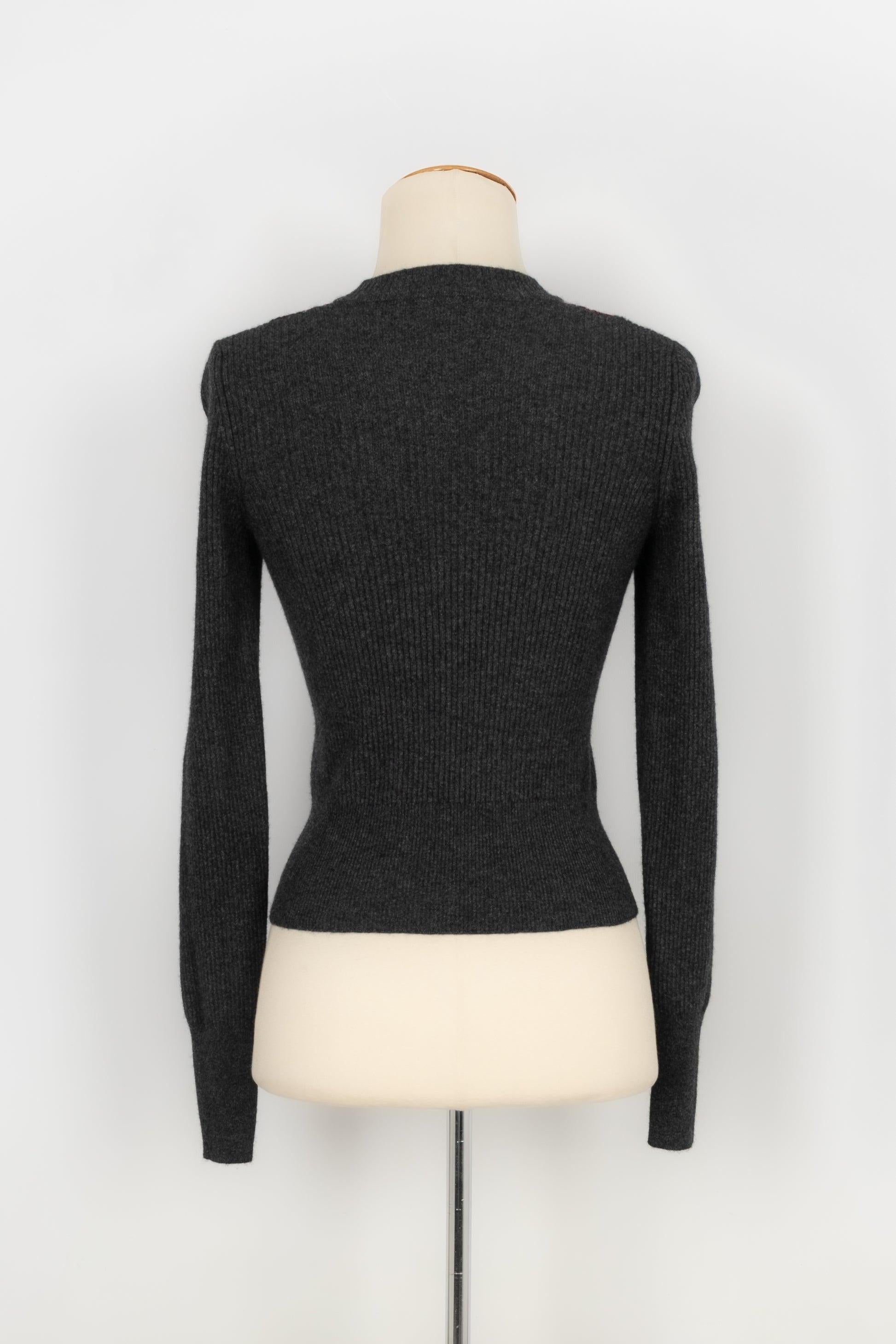 Chanel Cashmere and Wool Sweater Fall, 2007 In Excellent Condition For Sale In SAINT-OUEN-SUR-SEINE, FR