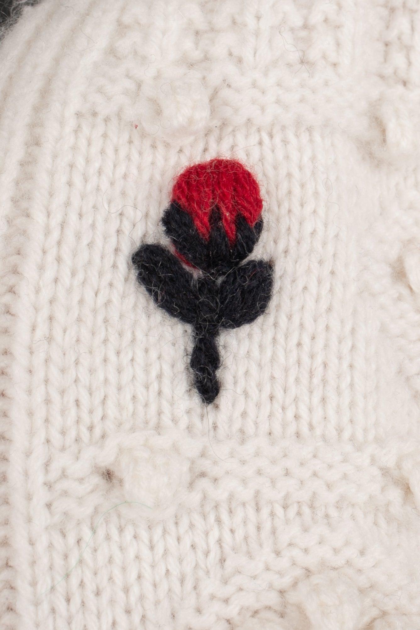 Chanel Cashmere Beanie In Excellent Condition For Sale In SAINT-OUEN-SUR-SEINE, FR