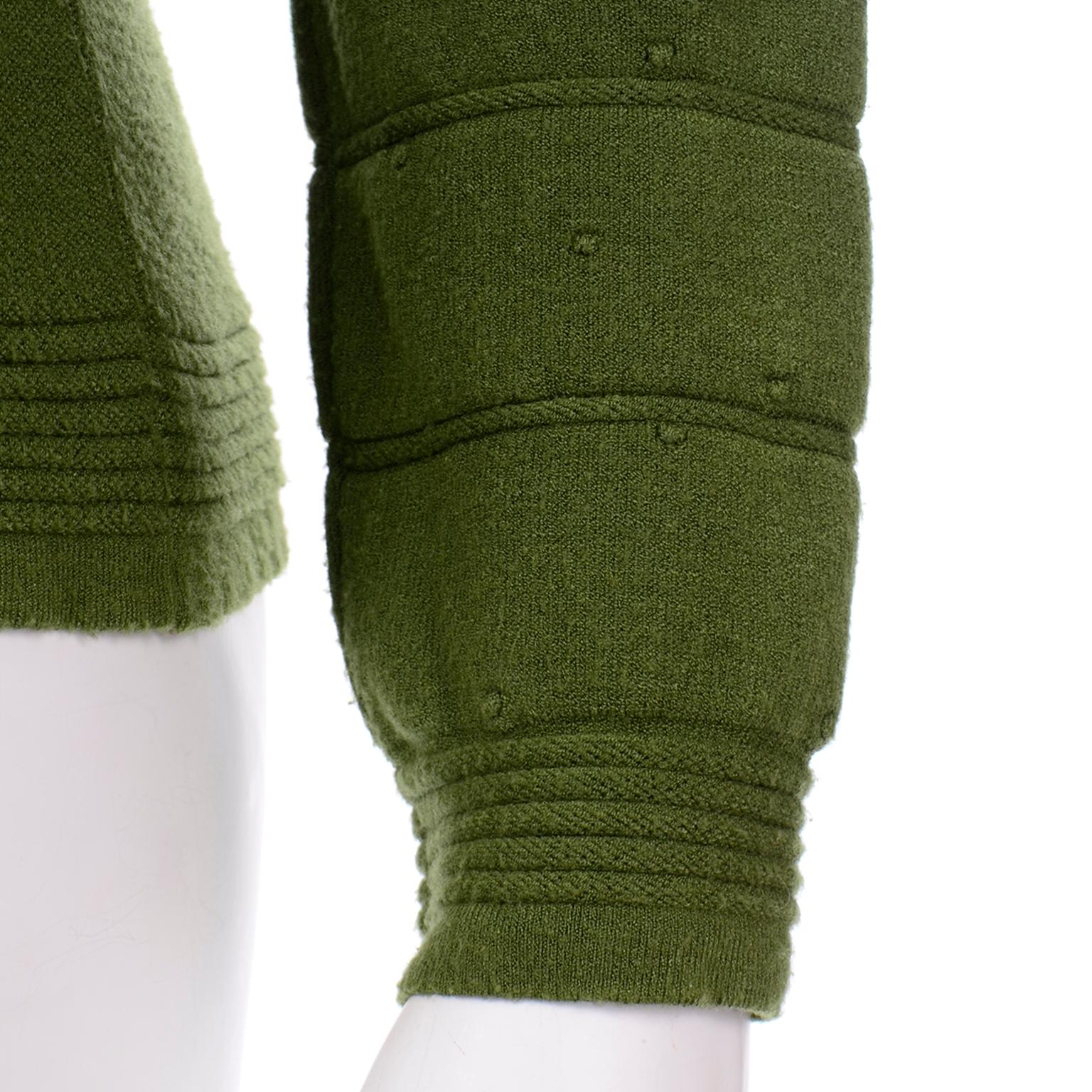 Pullover Chanel in misto cachemire con perline in verde Pullover 2010 6