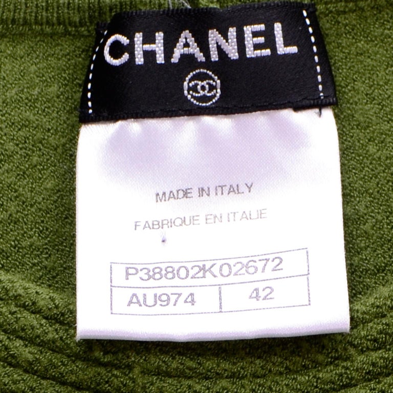 Chanel Cashmere Blend Textured Beaded Green Pullover 2010 Runway Sweater  For Sale 7