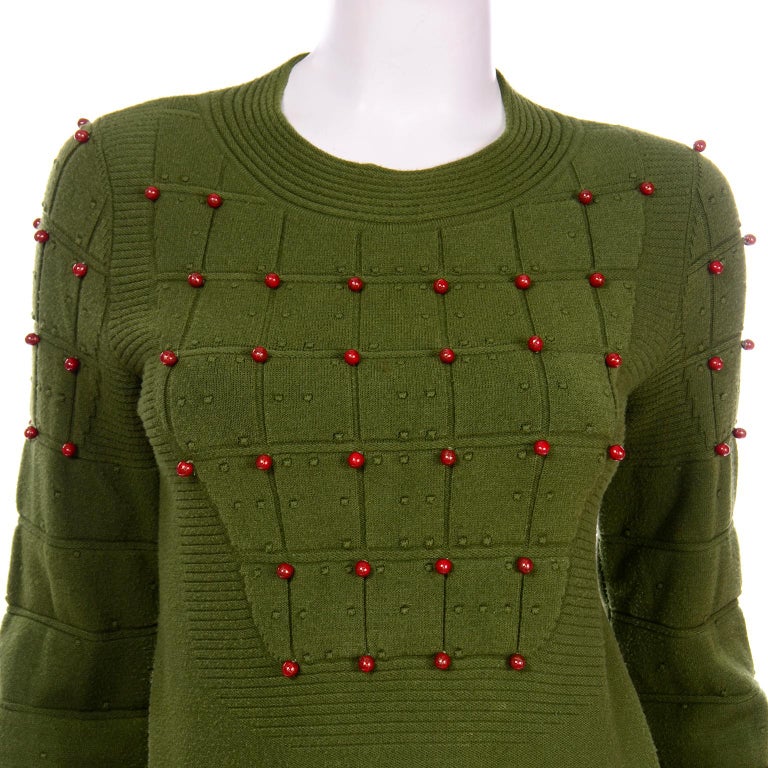 Chanel Cashmere Blend Textured Beaded Green Pullover 2010 Runway Sweater  For Sale 2