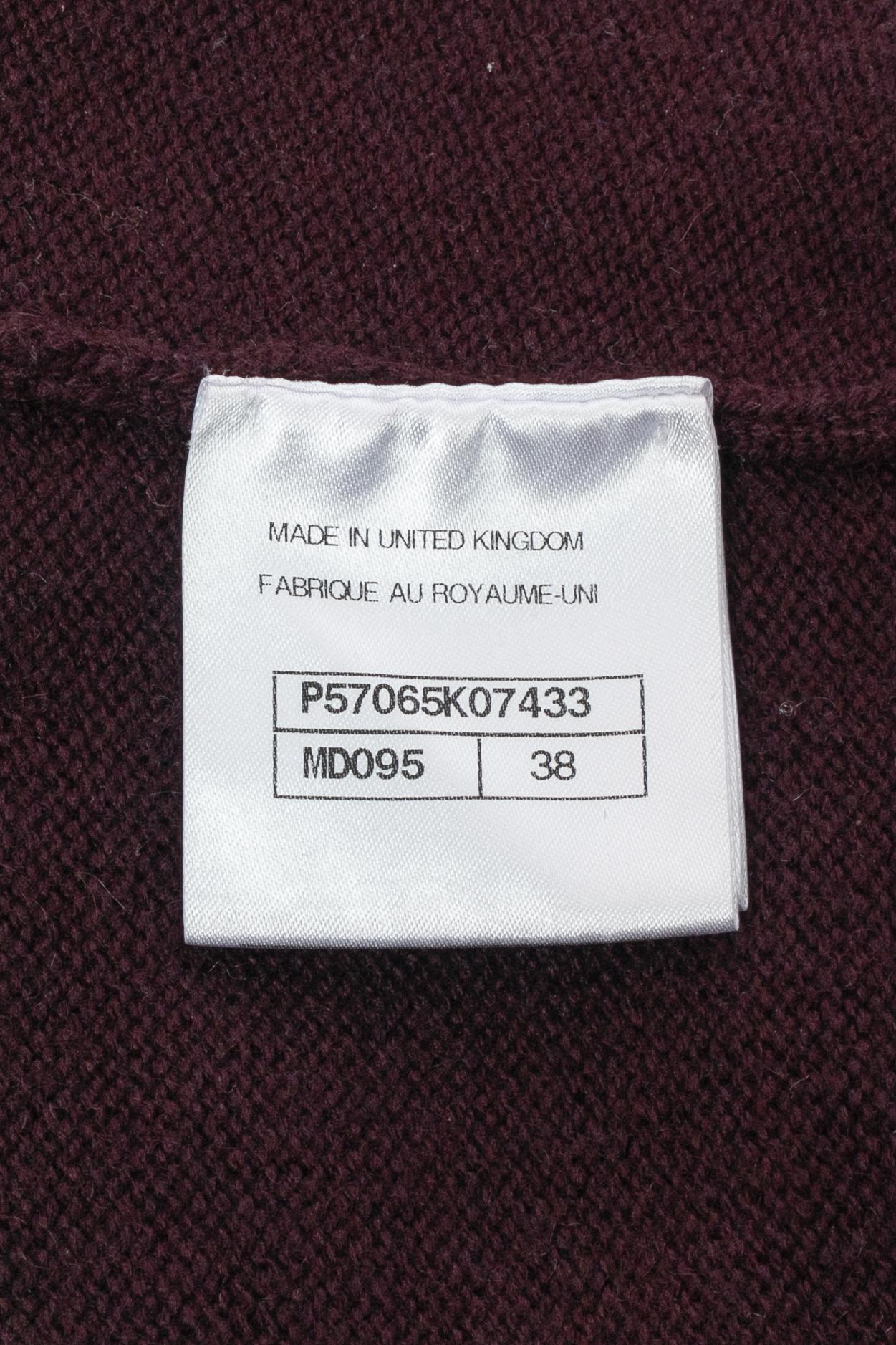 Cardigan en cachemire Chanel en vente 5