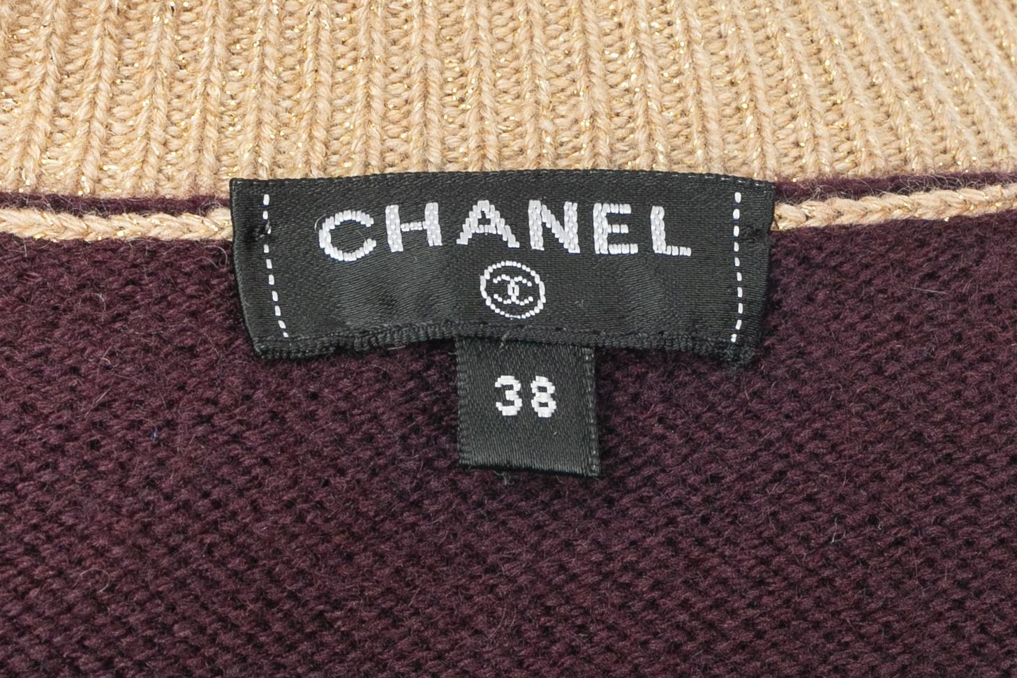 Cardigan en cachemire Chanel en vente 4