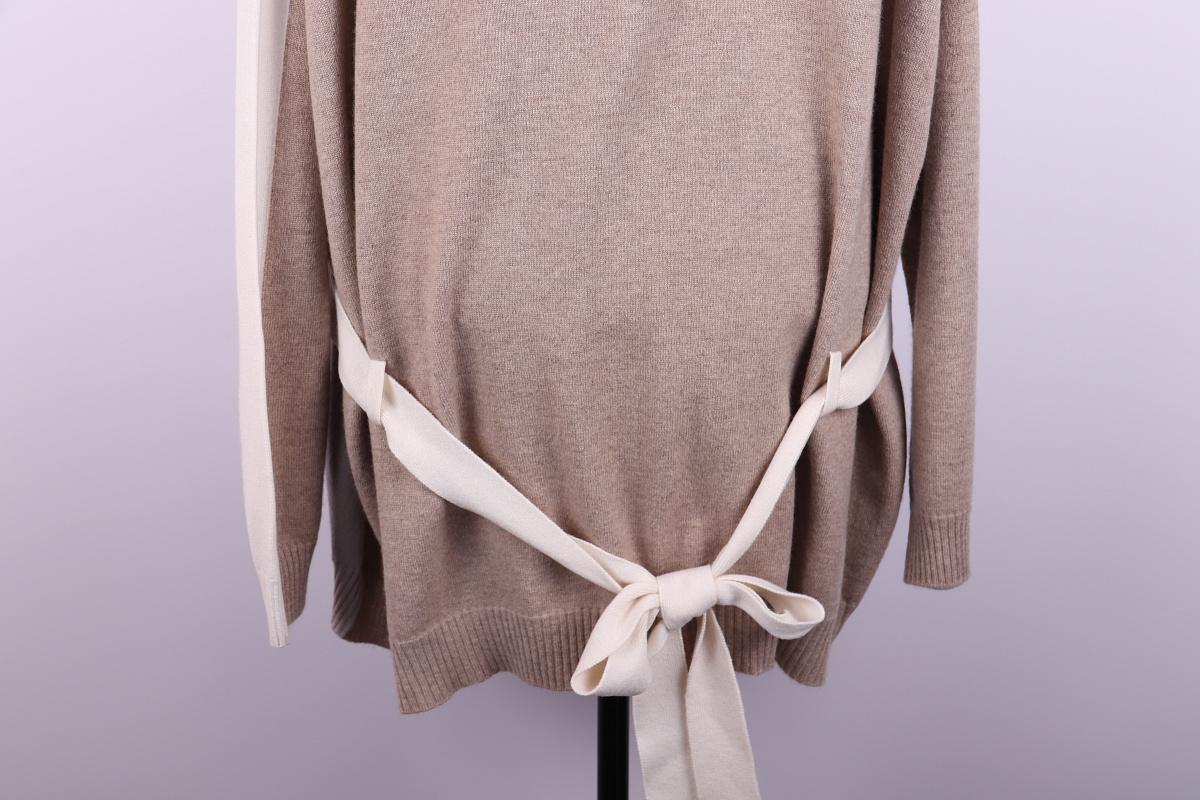 Gris Robe en cachemire Chanel, taille 50 (plus size) en vente