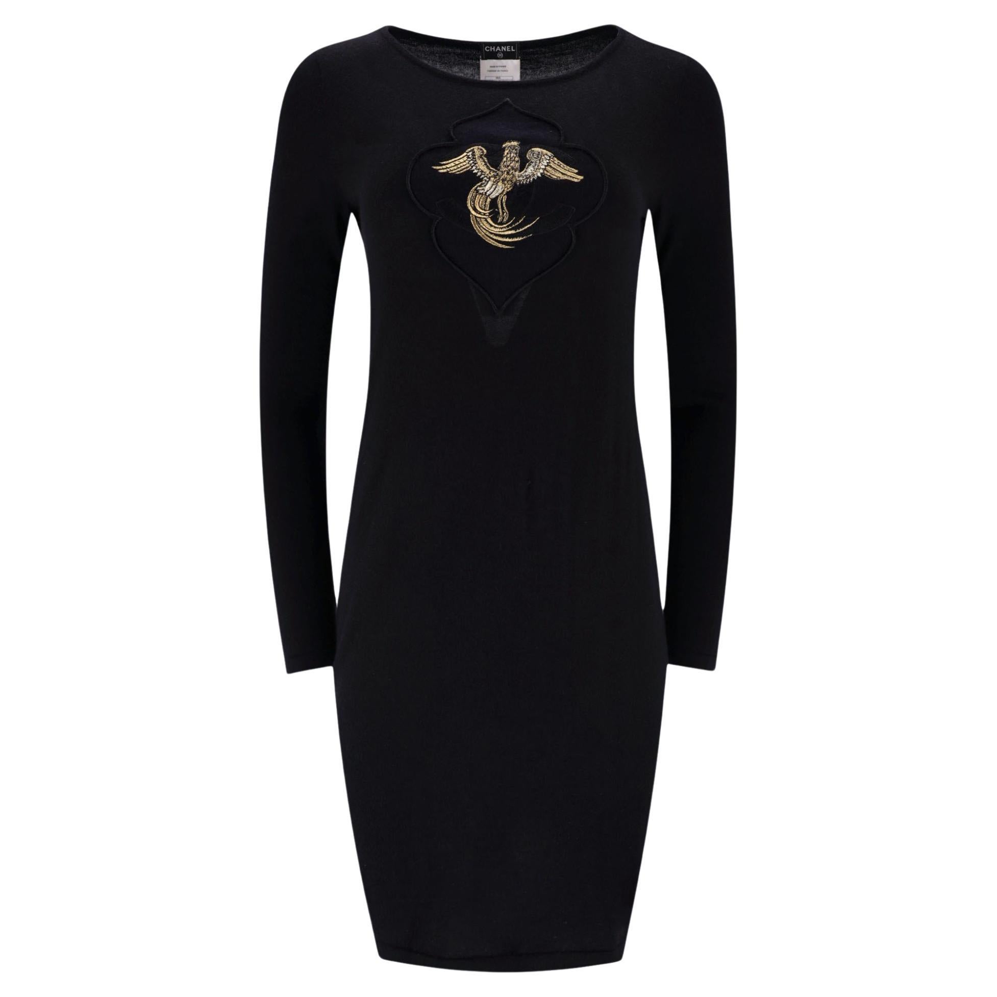 Abito Chanel in cashmere con logo "CC" e ricamo Phoenix in vendita