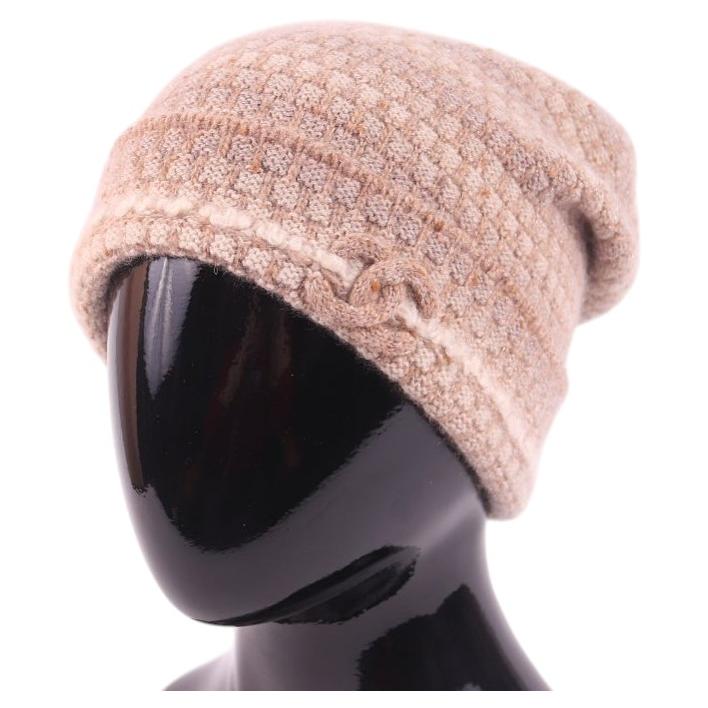 Chanel Kaschmir-Mütze im Angebot