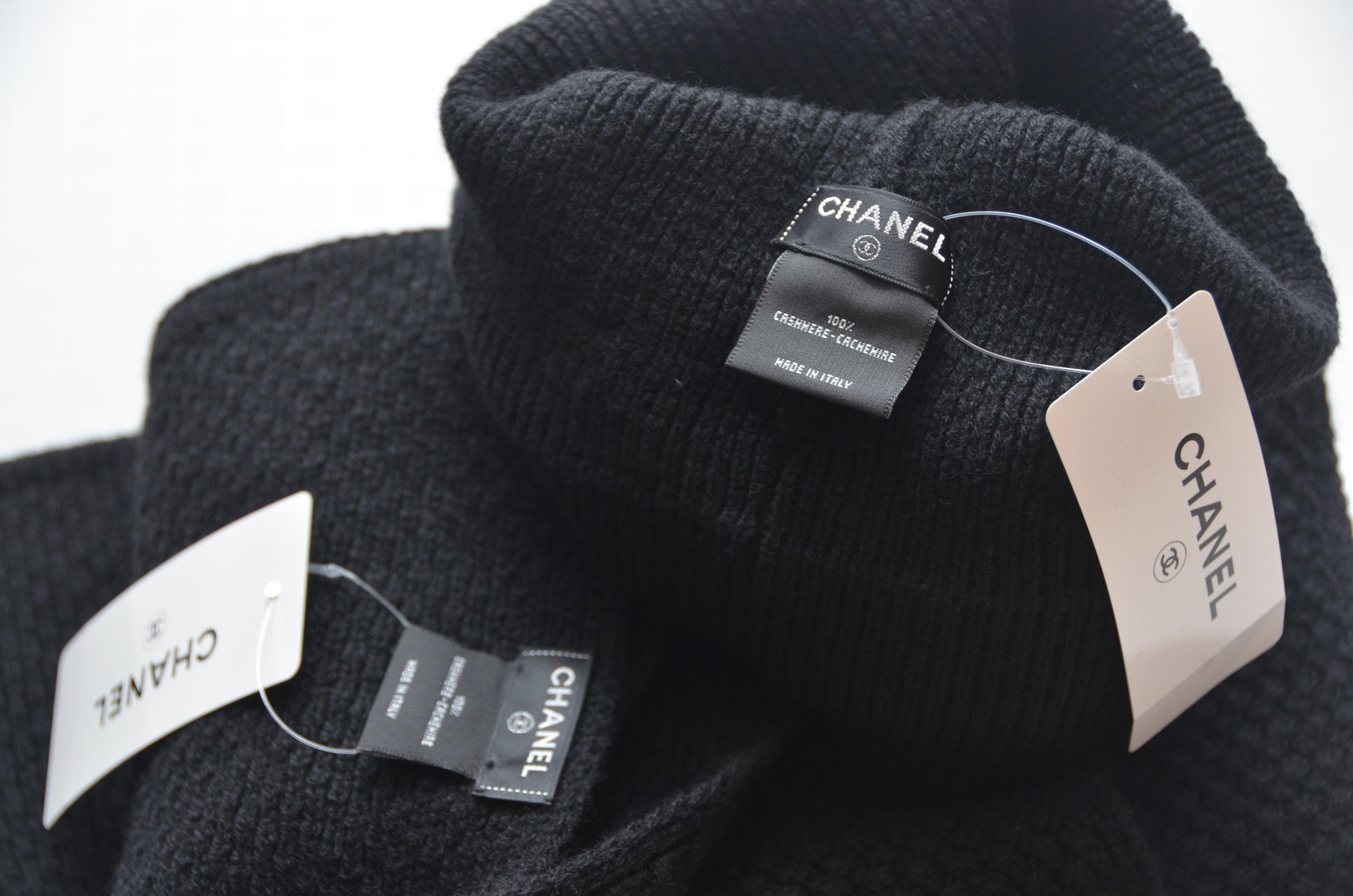 chanel hat and scarf set