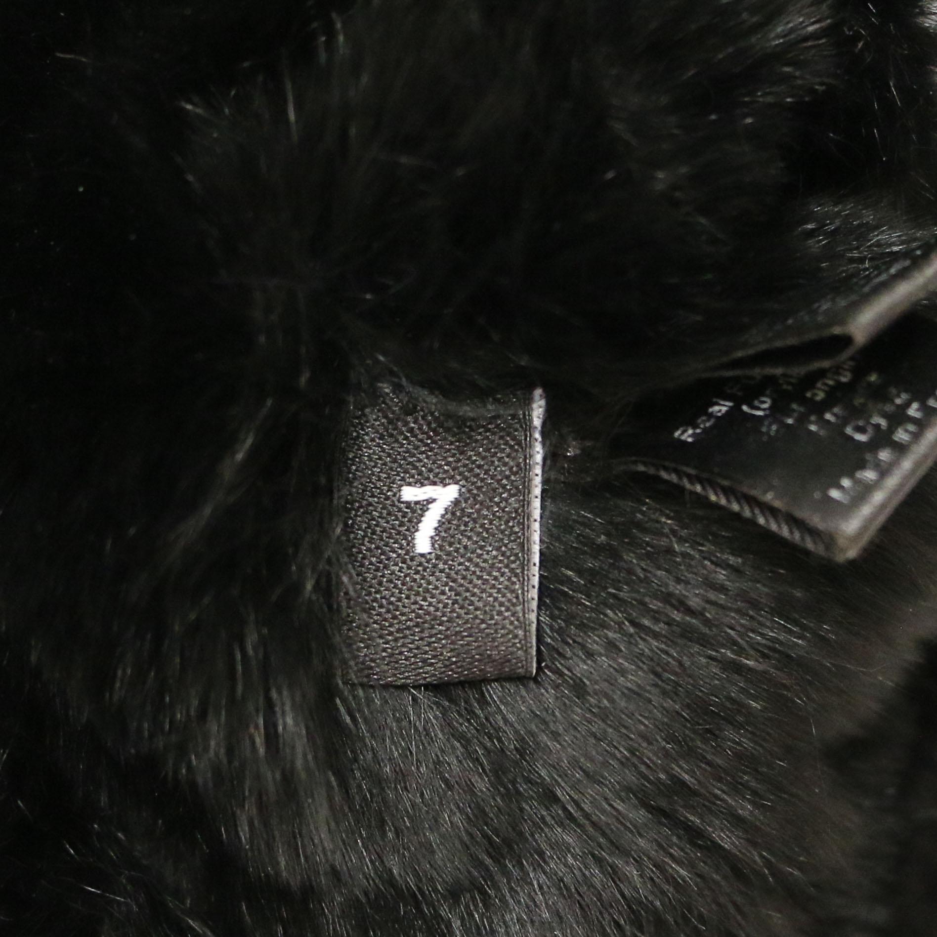 Women's or Men's Chanel Cashmere, Leather and Fur Rabbit Mittens For Sale