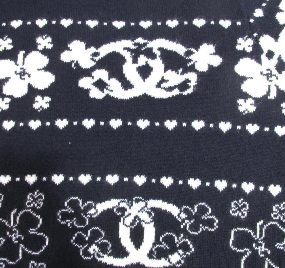Chanel Jersey de cachemira CC logo 34 FR Negro en venta