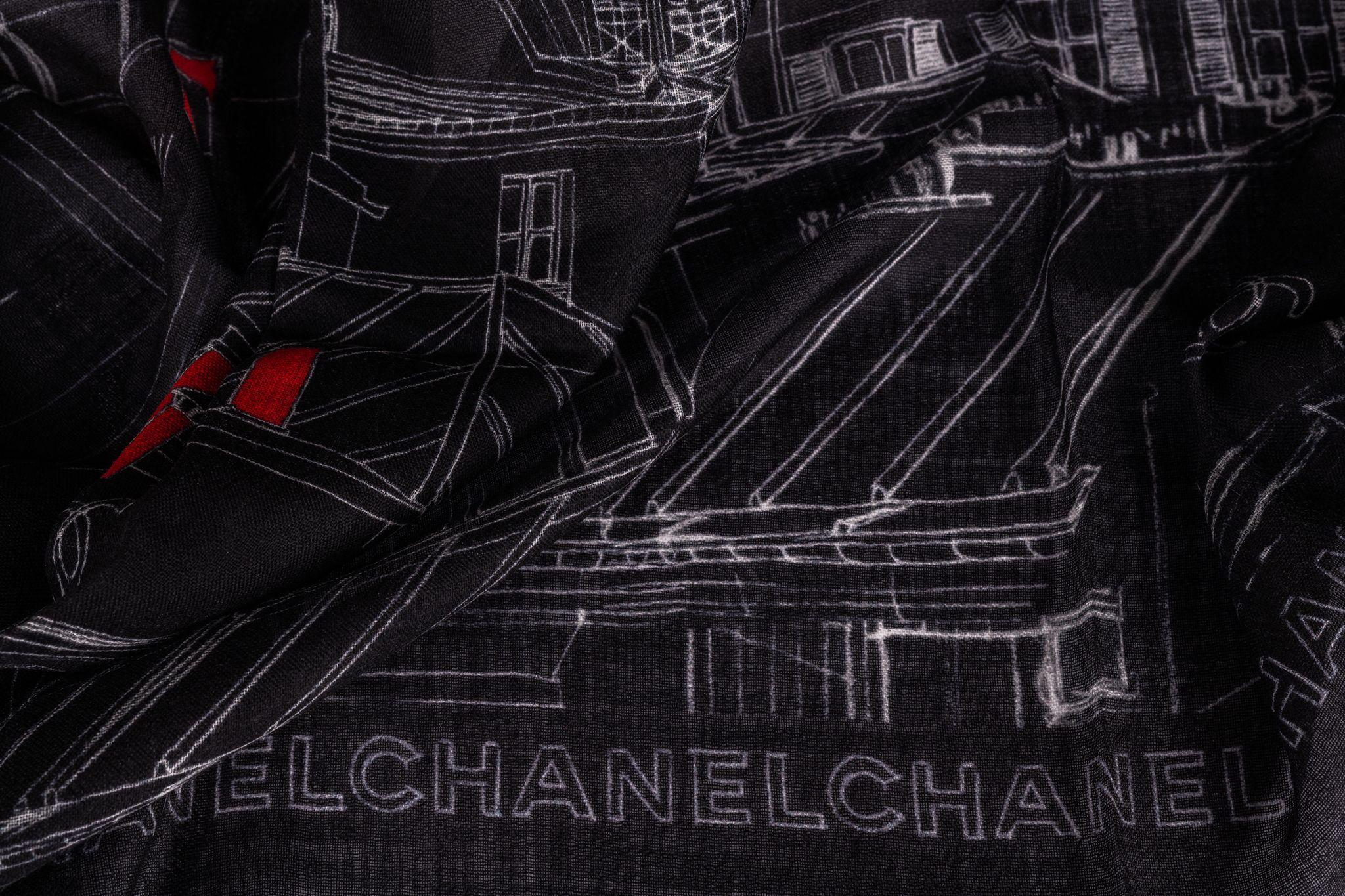 Women's or Men's Chanel Cashmere Shawl City Print Black For Sale