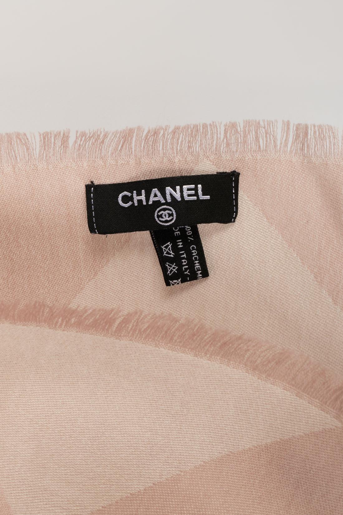 Chanel Cashmere Stole in Pink Tones For Sale 2