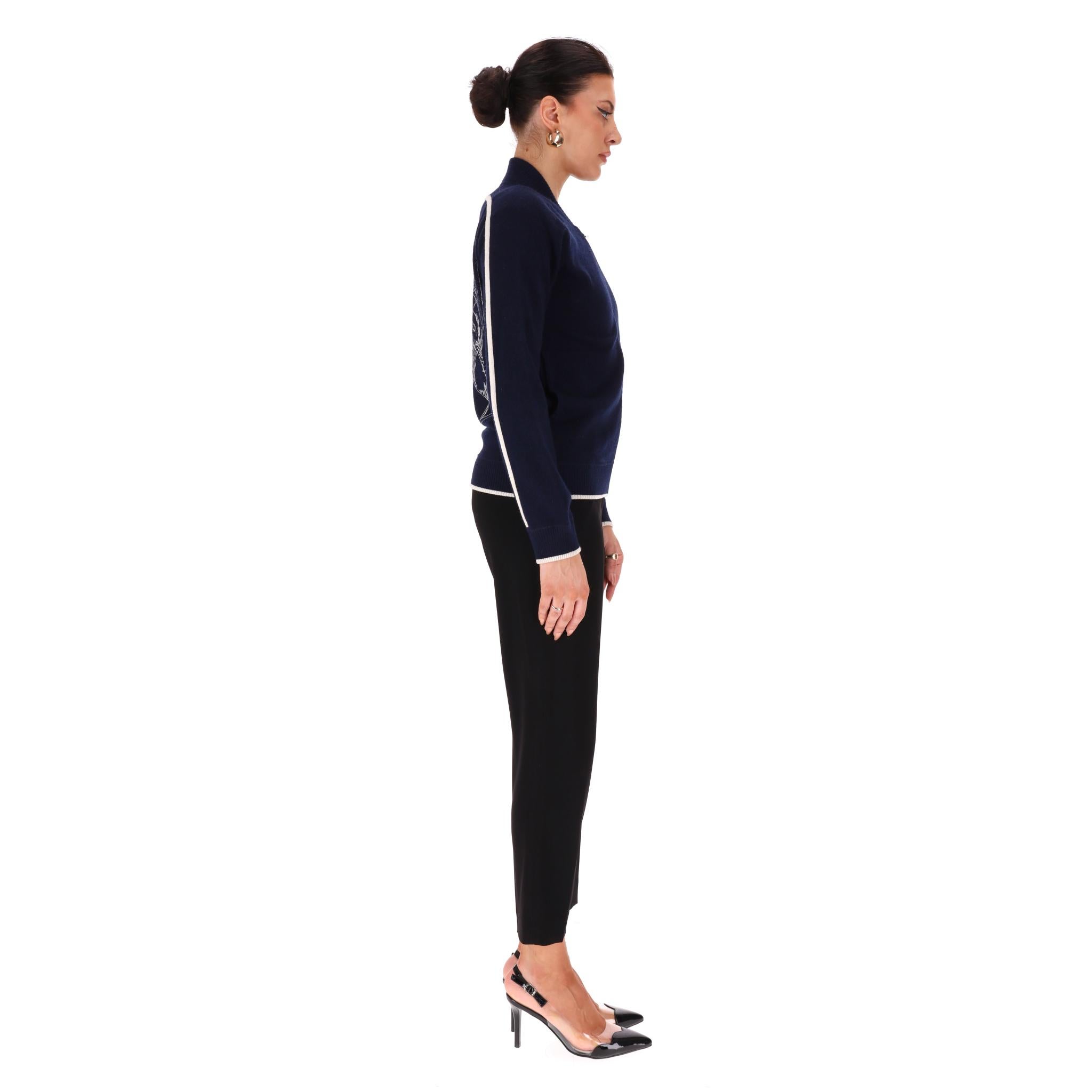 Chanel Kaschmir-Strickjacke mit Reißverschluss und Löwenkopf &  CC