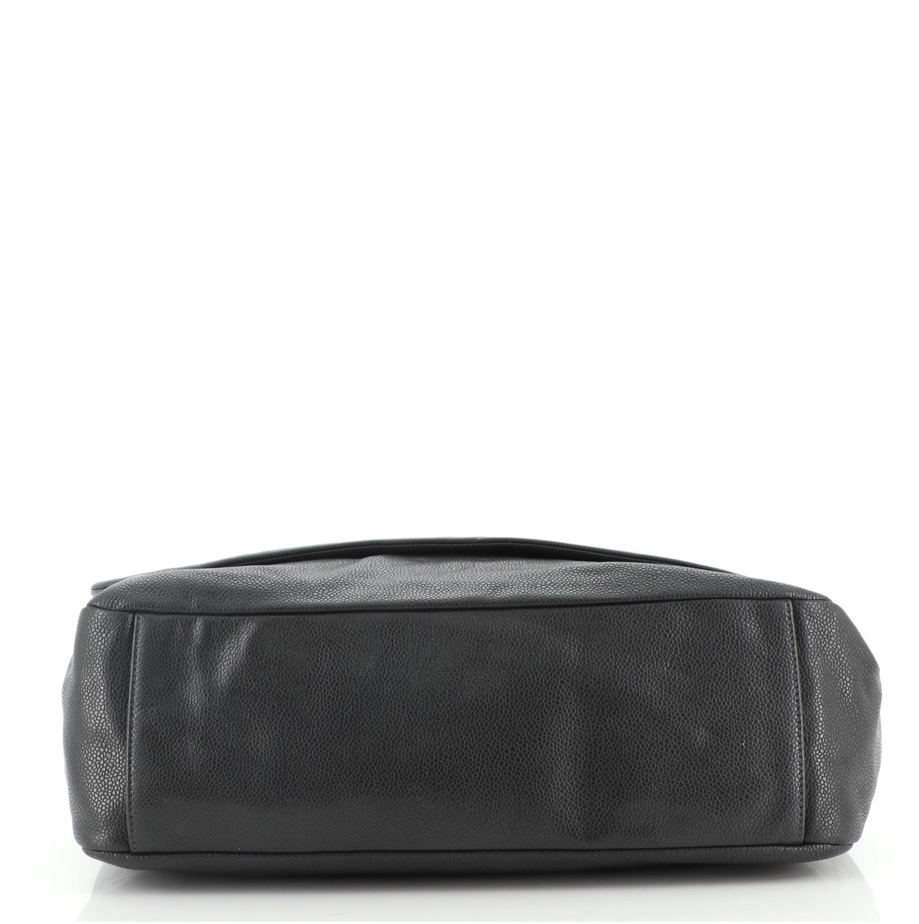 Chanel Caviar 31 Flap Bag Caviar Medium In Good Condition In NY, NY