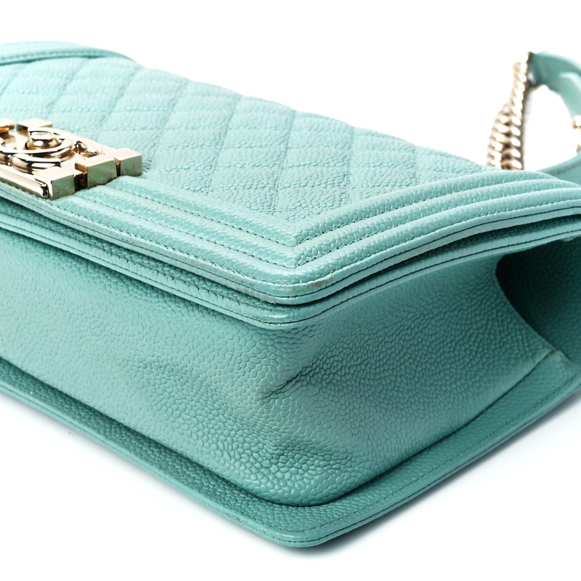 Chanel Caviar Aqua Blue Quilted Boy Flap Bag Medium For Sale 2