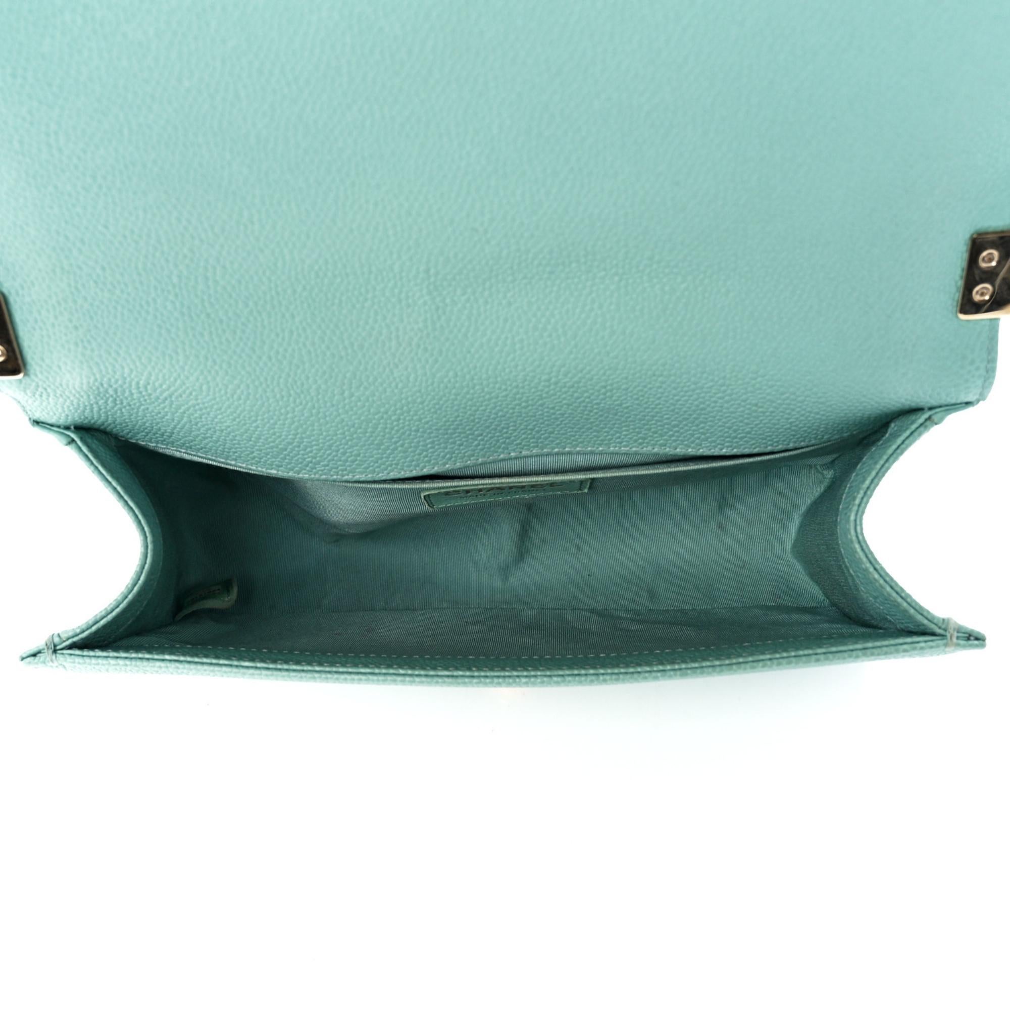 Chanel Caviar Aqua Blue Quilted Boy Flap Bag Medium For Sale 3