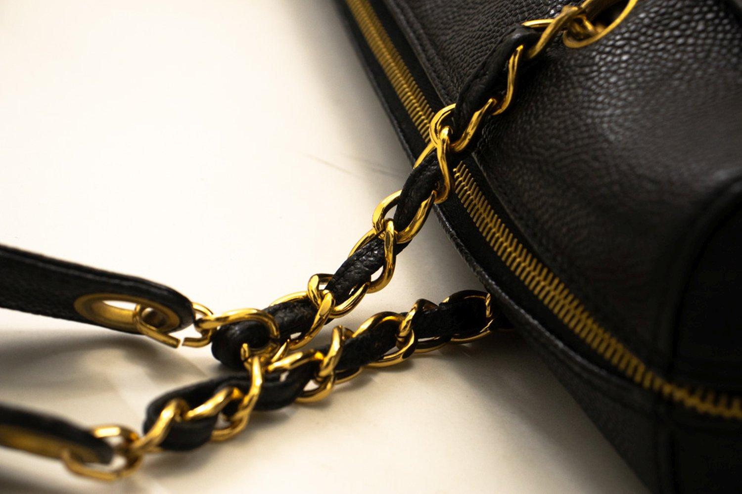 CHANEL Caviar Big Large Chain Shoulder Bag Leather Black Zip Gold For Sale 8