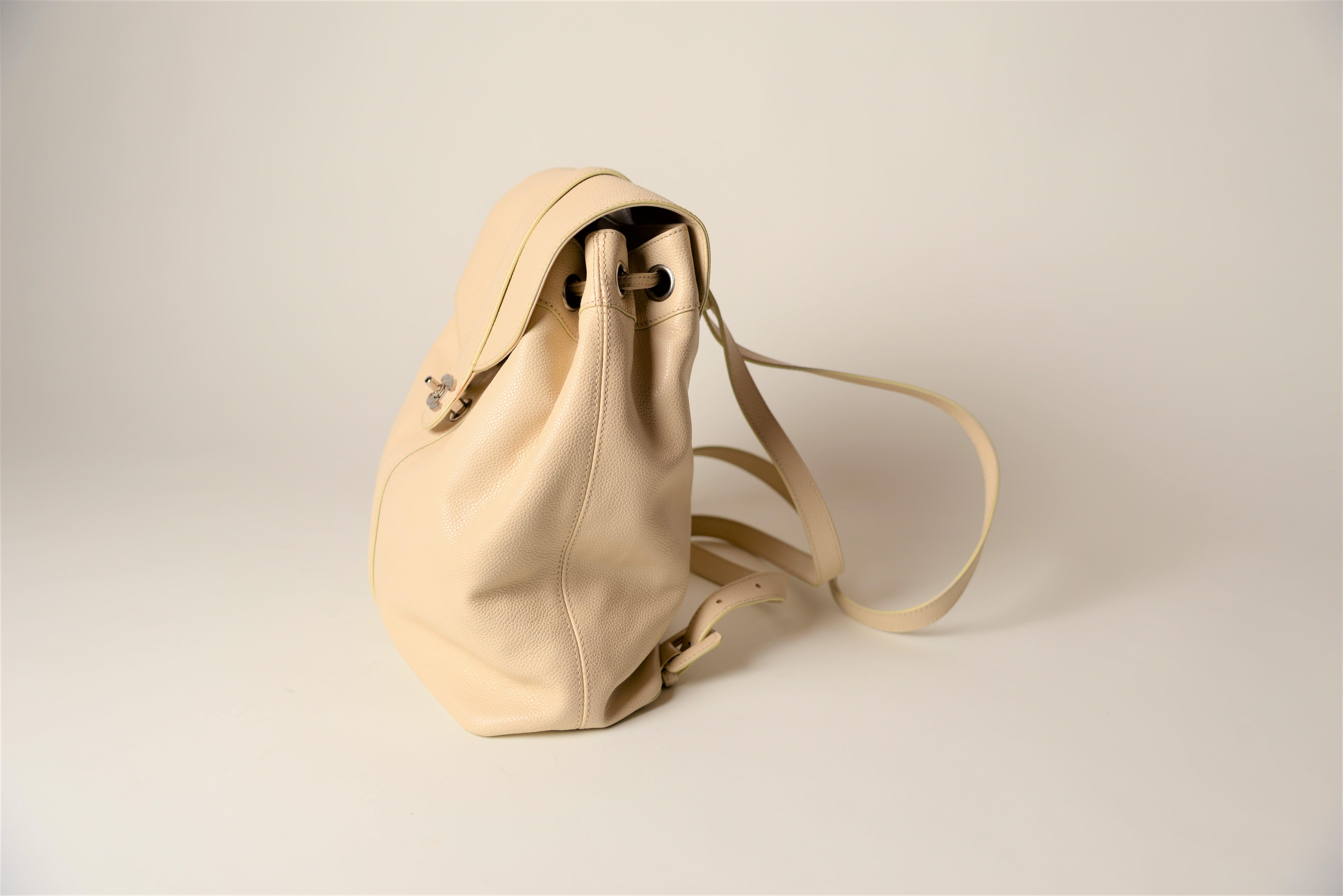Chanel Chanel Kaviar CC Elfenbein Rucksack Vintage (Beige)