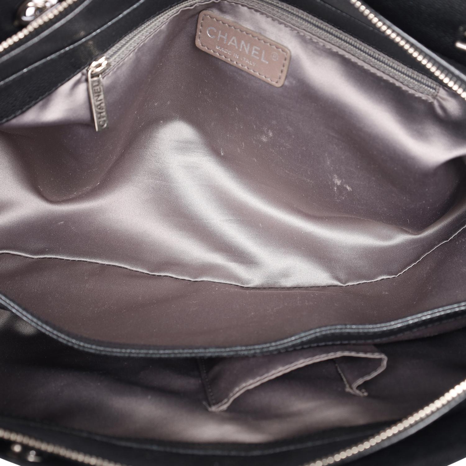 CHANEL Caviar CC Timeless Bolso Negro en venta 7