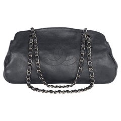 Chanel Caviar CC Borsa a tracolla Timeless Nero