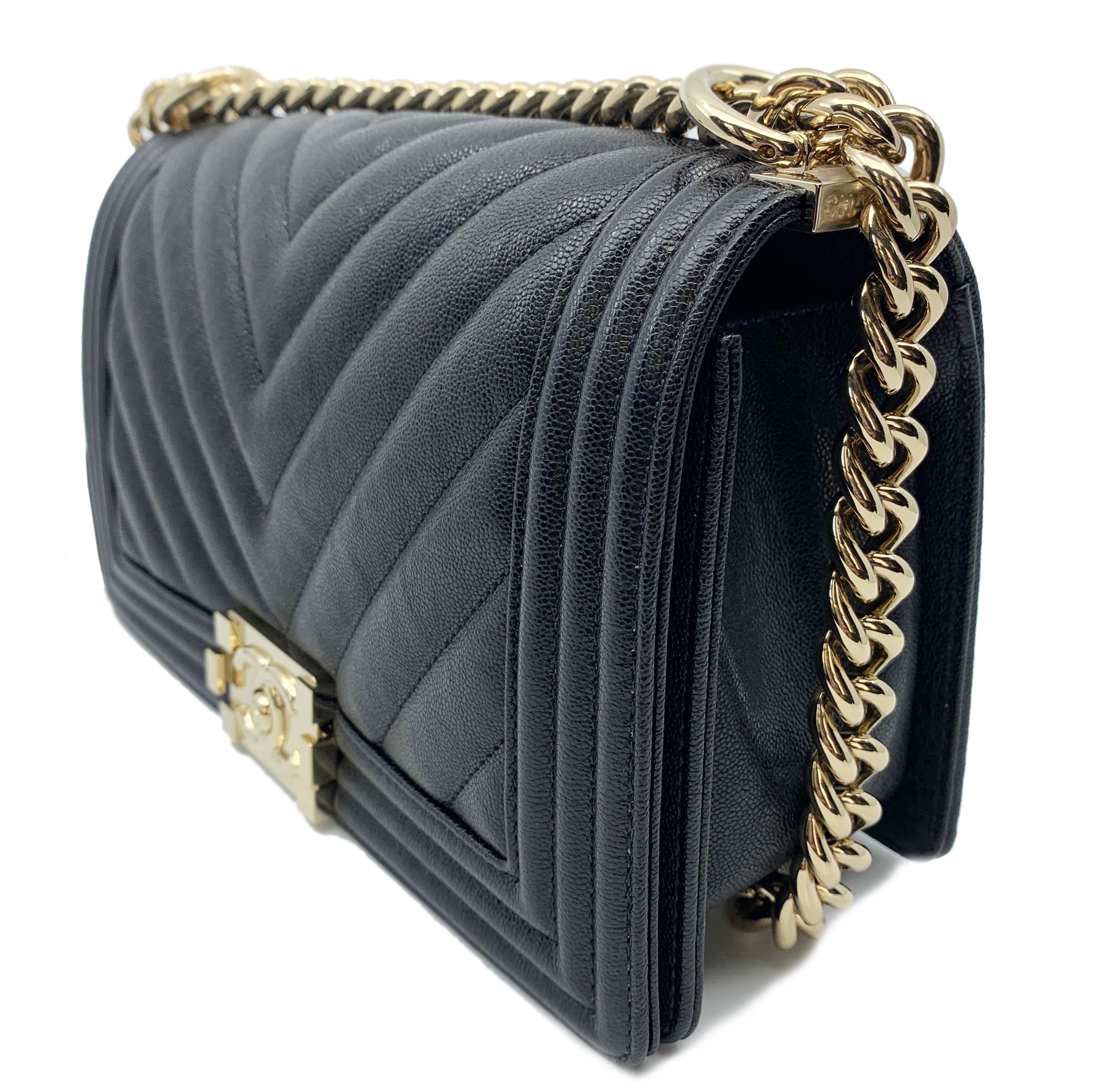 a67086 chanel