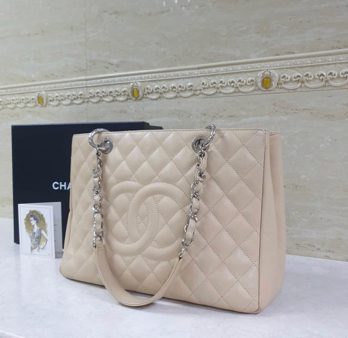 chanel tote bag cream