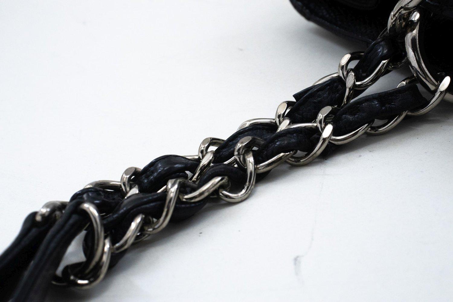 CHANEL Caviar GST 13