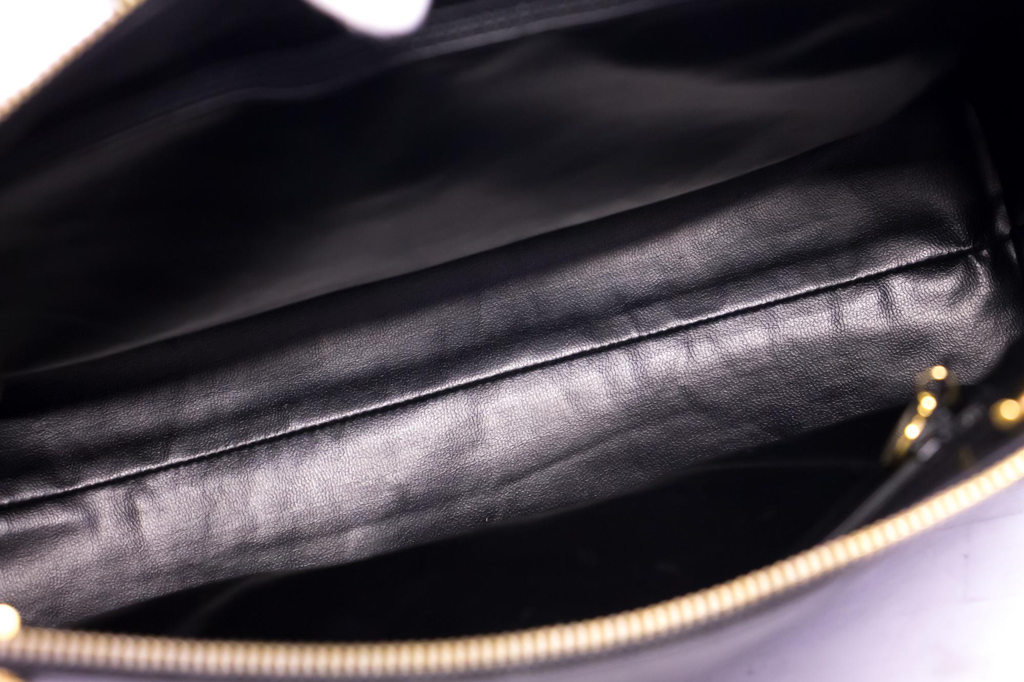 CHANEL Caviar Large Chain Shoulder Bag Leather Black Gold Hardware 5