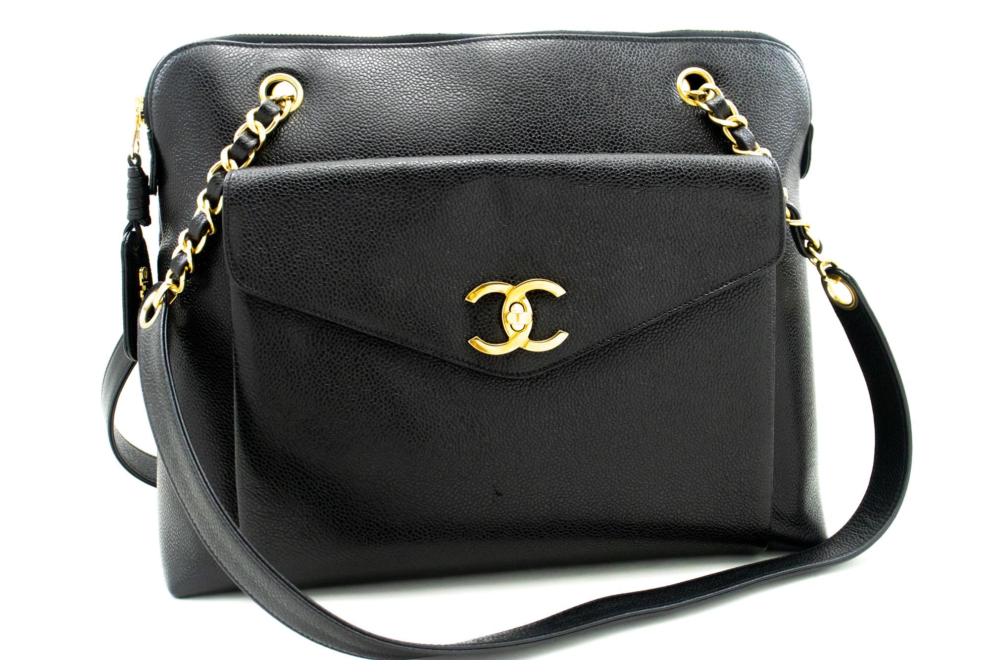 An authentic CHANEL Caviar Large Chain Shoulder Bag Black Leather Gold Zipper. The color is Black. The outside material is Leather. The pattern is Solid. This item is Vintage / Classic. The year of manufacture would be 1994-1996.
Conditions &