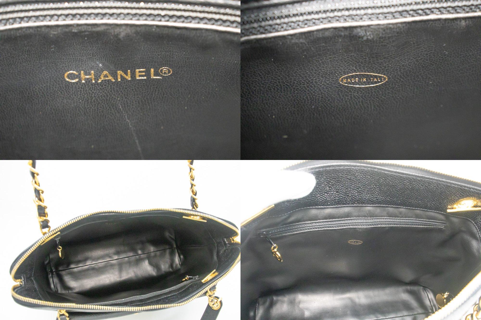 CHANEL Caviar Large Chain Shoulder Bag Leather Black Zip Goldper en vente 4