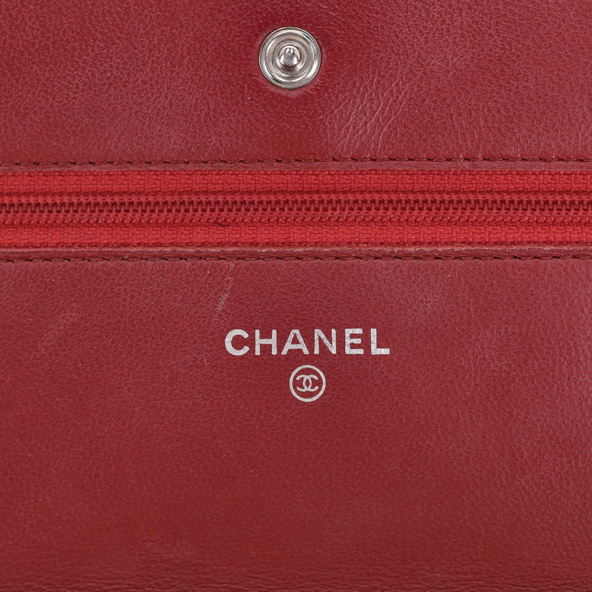 Chanel Caviar Leather Wallet On A Chain For Sale 5