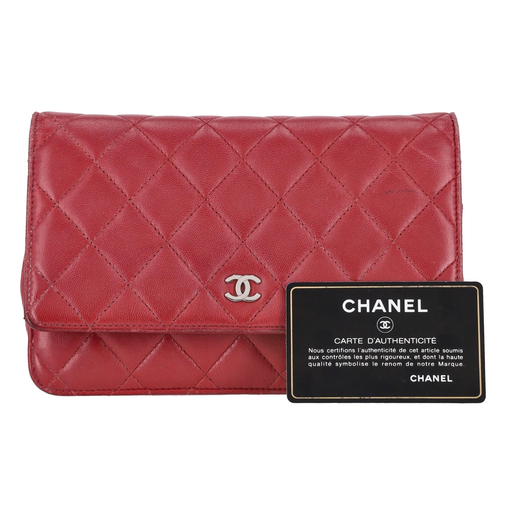 Chanel Caviar Leather Wallet On A Chain For Sale 3