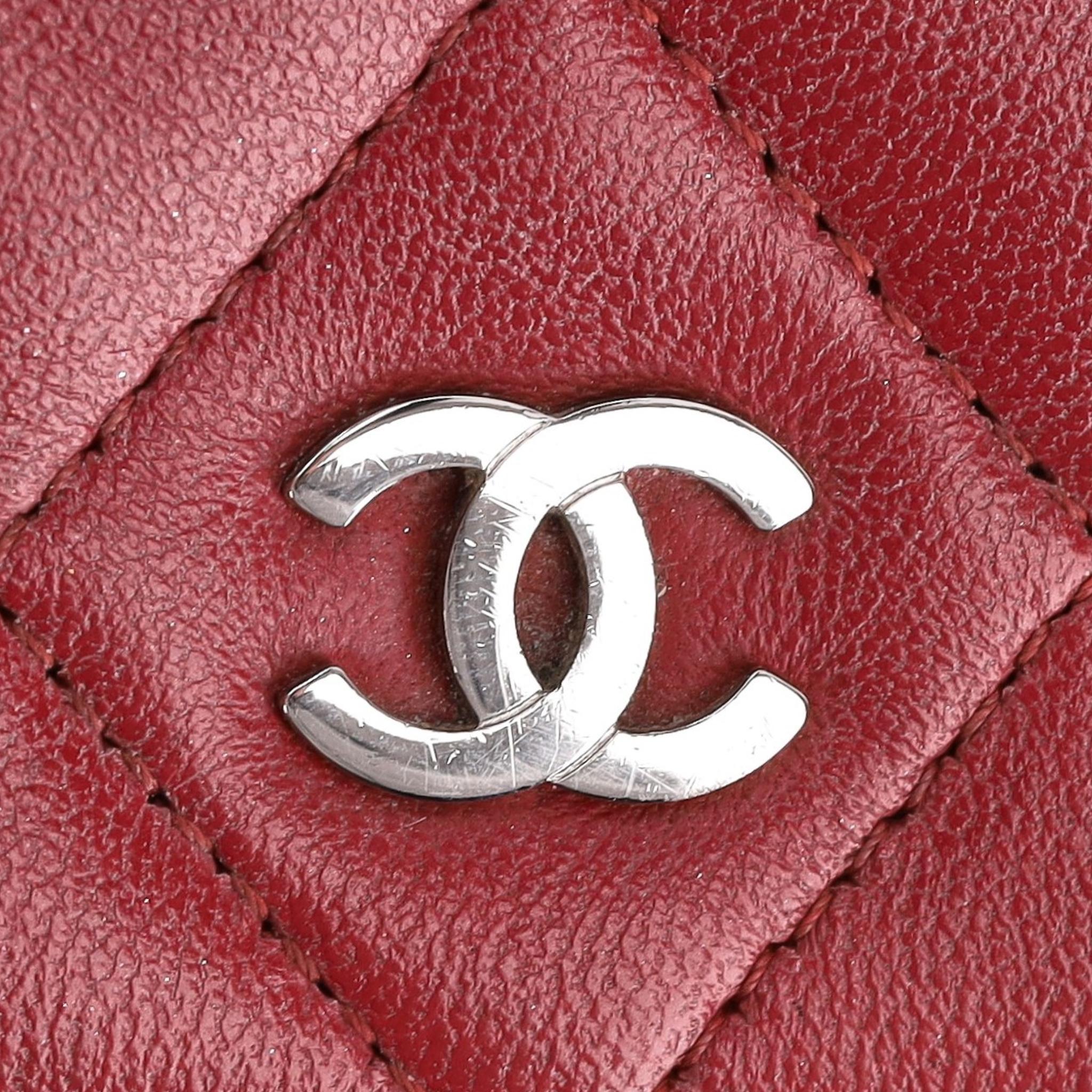 Chanel Caviar Leather Wallet On A Chain For Sale 4