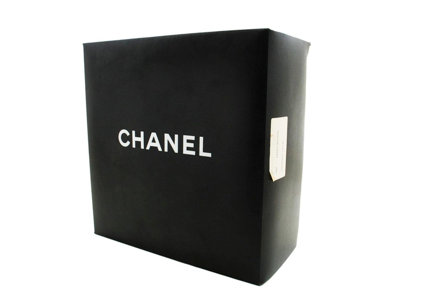 CHANEL Caviar PST Chain Shoulder Shopping Tote Bag Black Quilted For Sale 12