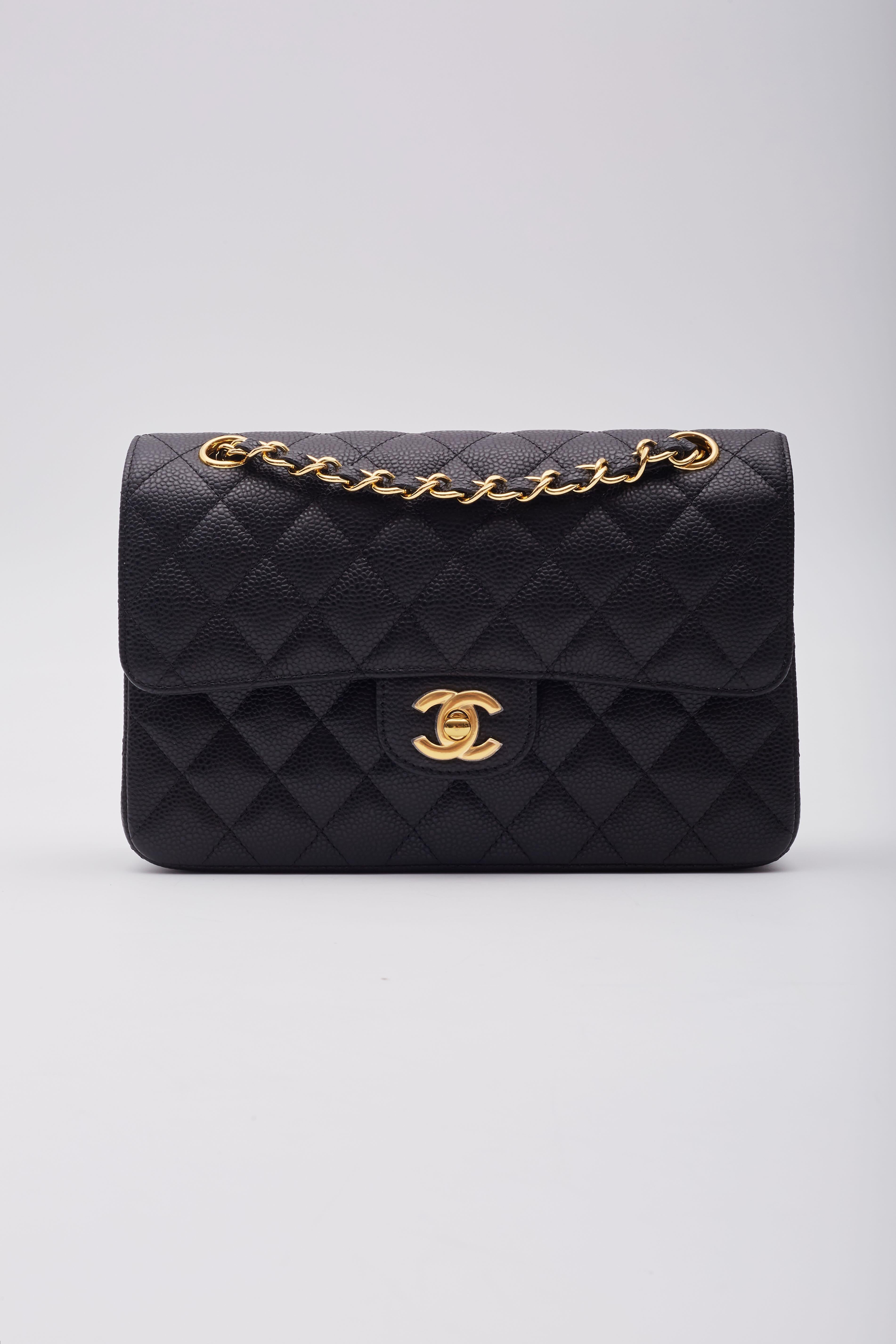 Women's Chanel Caviar Quilted Black Double Flap Bag Small For Sale